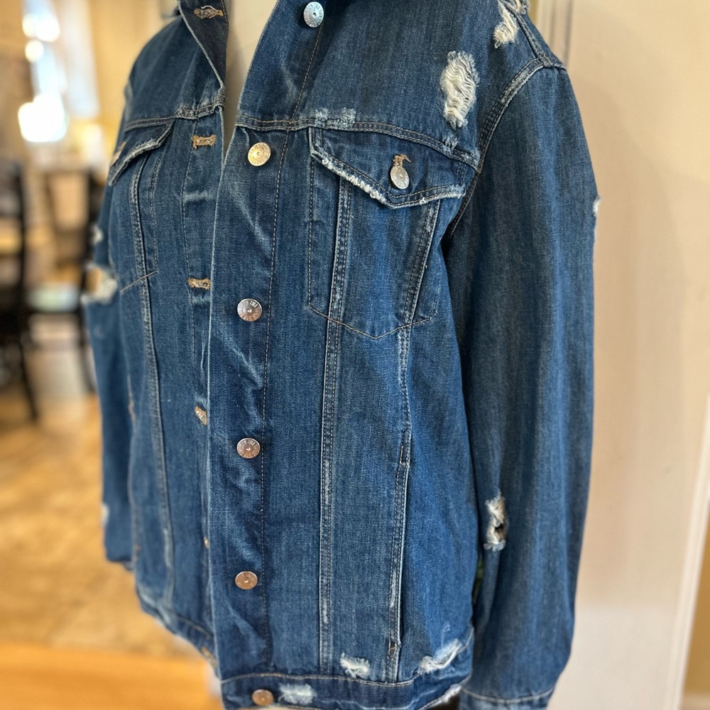 Zara The Trafaluc Oversized Distressed Denim Long Sleeve Jacket for Women - Picture 3 of 16